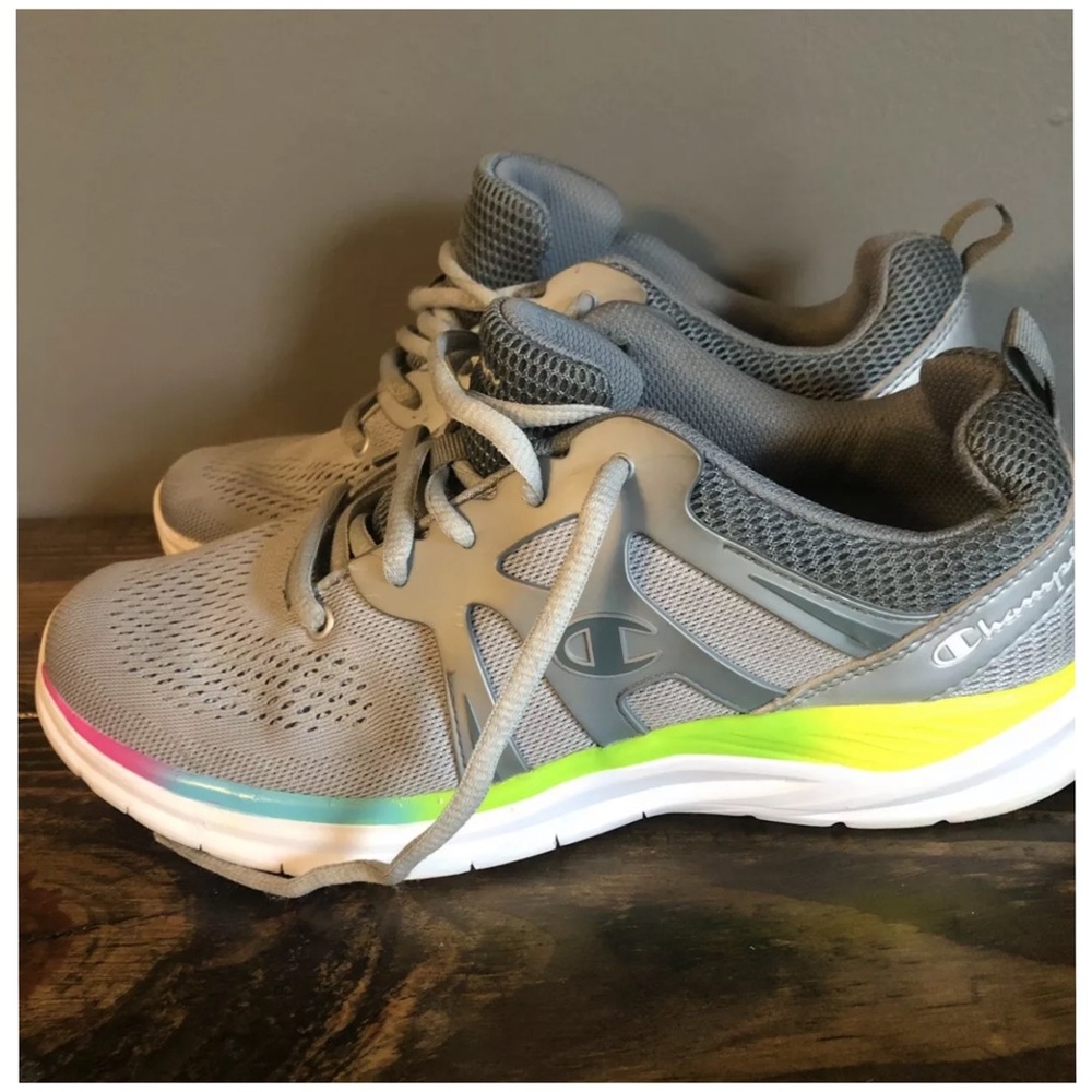 Women’s size 8.5 champion shoes
